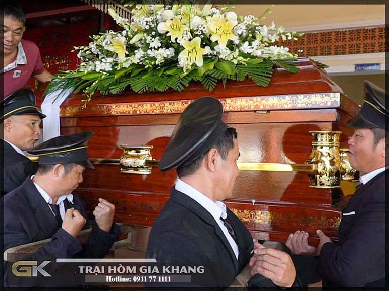 Thực hiện tang lễ trọn gói giá rẻ quận Tân Phú